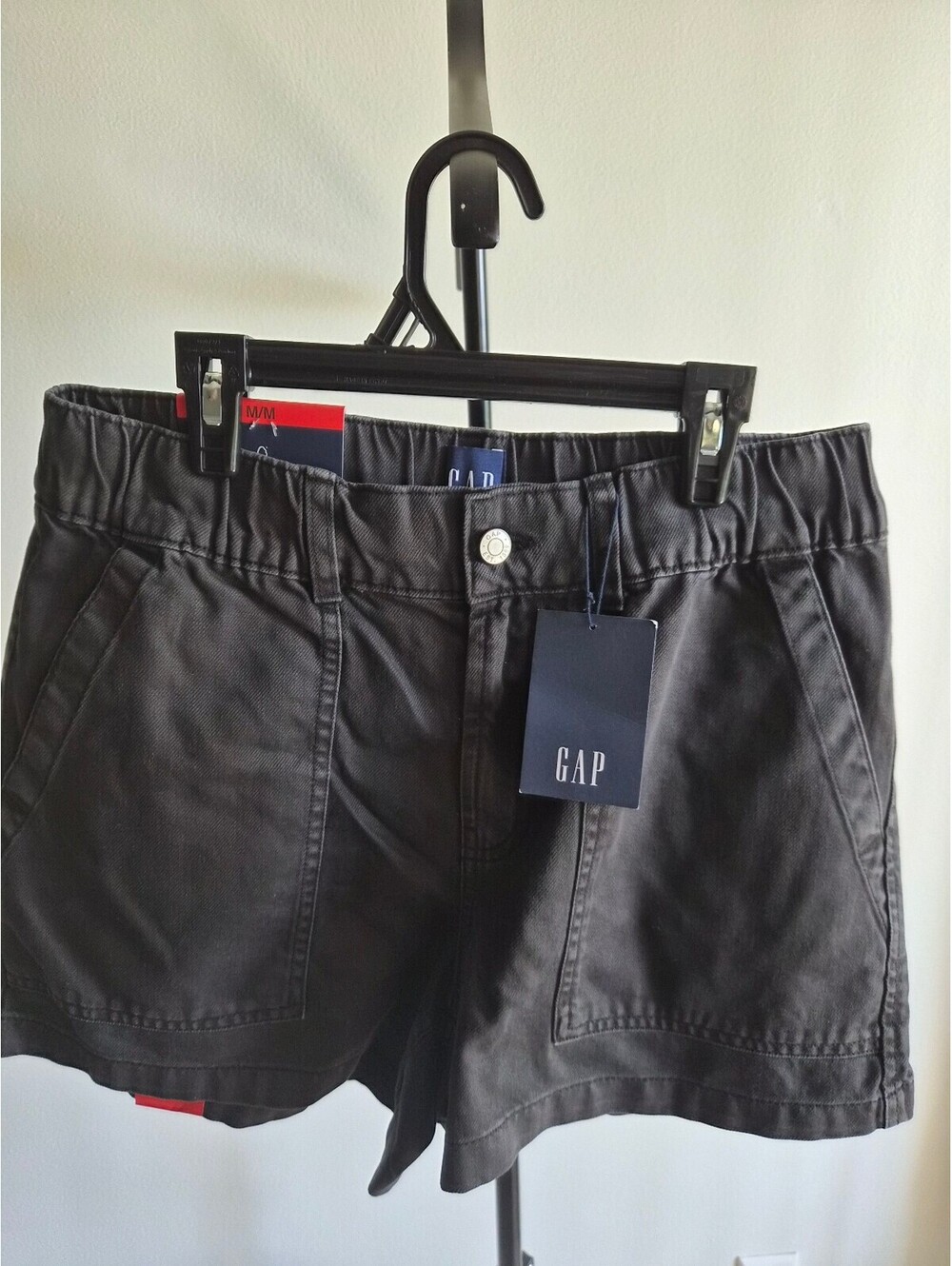 GAP Women's Black Paperbag Waist Shorts Size M 0171